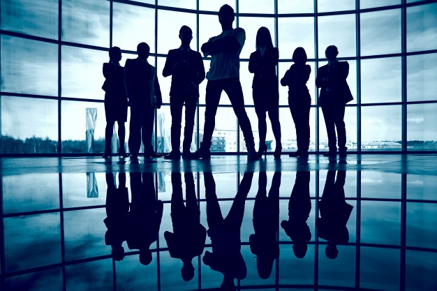 Silhouette Of Confident Businesspeople 1098 1768